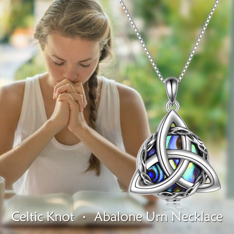 Collier rond en argent sterling avec nœud celtique et coquillages et coquillages pour cendres avec mot gravé-3