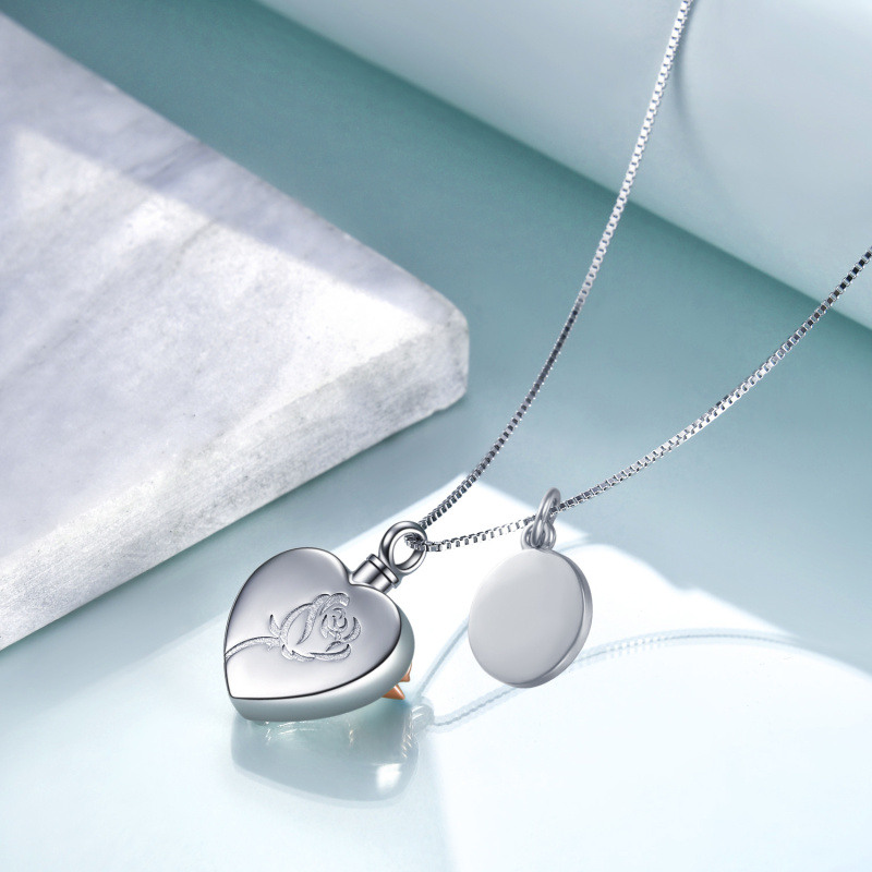 Collar de urna para cenizas de mujer en plata de ley con foto personalizada de rosa bicolor y corazón.-4