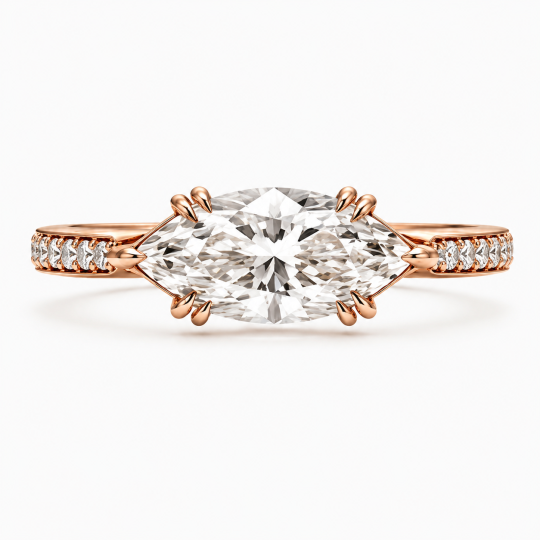 Verlovingsring van sterling zilver met roségoud vergulde marquise geslepen, in het laboratorium gekweekte diamanten in een oost-west zetting met verborgen halo.