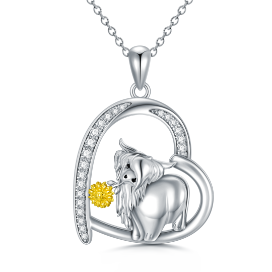 Collar con colgante de corazón de girasol de vaca de las tierras altas de plata de ley con circonita cúbica chapada en oro amarillo para mujer