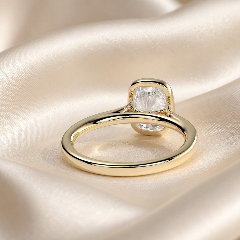 Verlobungsring aus Sterlingsilber mit gelbvergoldetem, länglichem, kissenförmigem, im Labor gezüchtetem Diamanten (Solitär, individuell gefertigt)-3