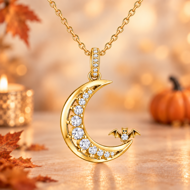 Collar con colgante de murciélago y luna de moissanita redonda tallada en oro de 14 quilates-1
