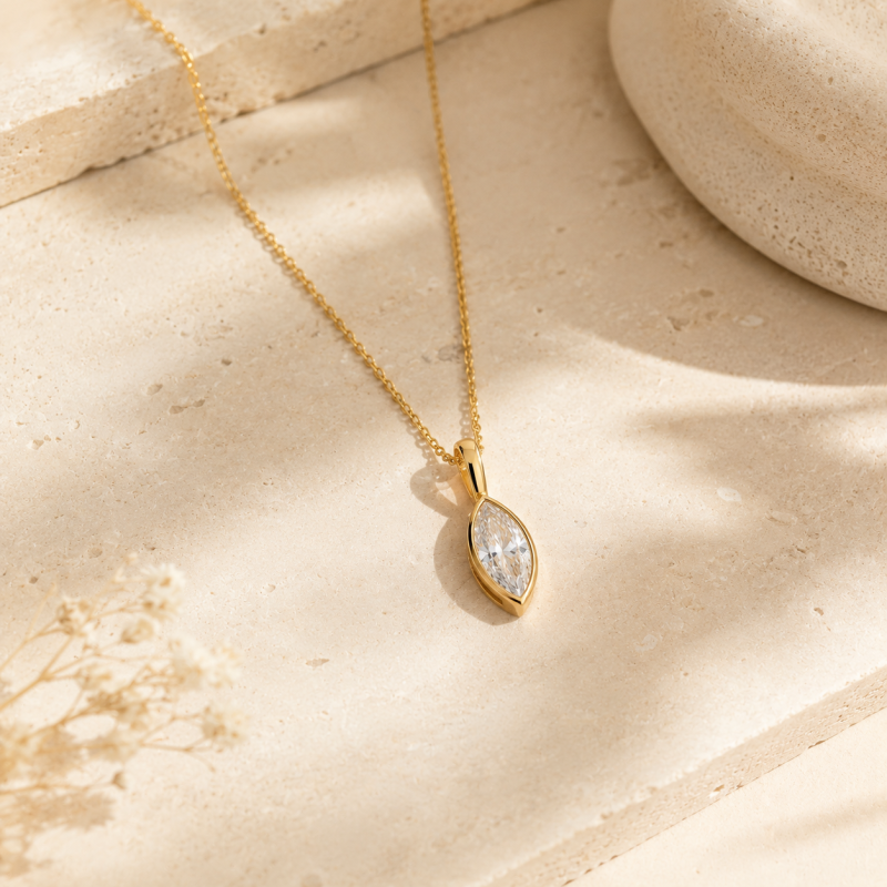 Collares con diamantes cultivados en laboratorio, talla marquesa y engaste biselado, en oro de 14 quilates.-4