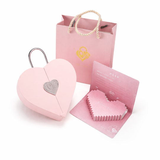 Valentine's Day gift box love heart jewelry box lock heart handbag